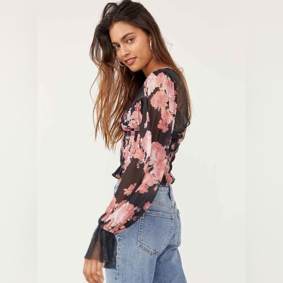 Free People Floral Lace Ruffle Top Womens Small Cropped Bell Sleeve Romantic Y2K - Picture 5 of 11